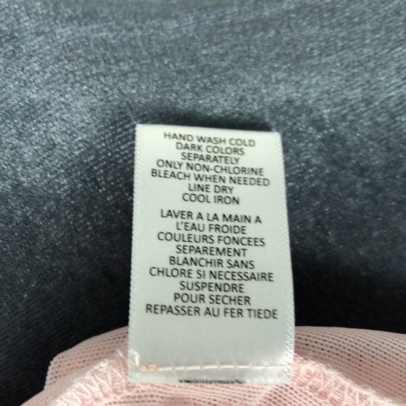 Love fire sheer sleeveless pastel pink blouse Size L - Picture 9 of 9